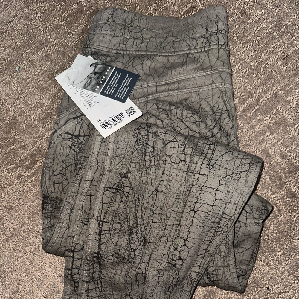 Lululemon Warm Down Jogger Size 10 Thread Dye Rover Black